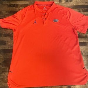 Men’s Jordan Gator collarless polo size XL.